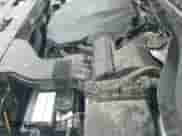 2020 Kia Sorento EX z VIN 5XYPHDA50LG710474, wystawiony jako IAAI lot #41639432 z przebiegiem 133 800 mil mil oraz . Historia ofert i sprzedaży dostępna na DreamBid. Obrazek 19.