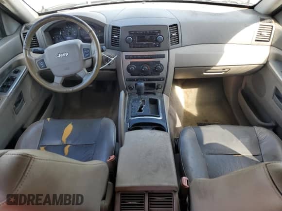 2006 Jeep Grand Cherokee Laredo with VIN 1J4HS48NX6C285358, listed as a Copart auction lot 81182035 with Not provided miles and Non repairable. Bid and sale history available at DreamBid. Image 8.