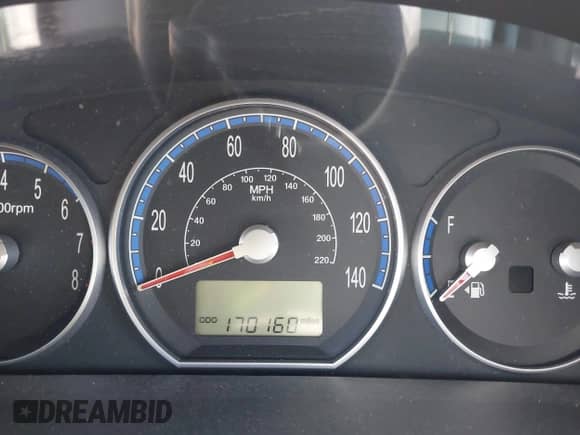 2009 Hyundai Santa Fe Limited с VIN 5NMSH73E19H229995, выставлен на аукционе IAAI как лот 41948964 с пробегом 170 160 миль миль и . История ставок и продаж доступна на DreamBid. Изображение 15.