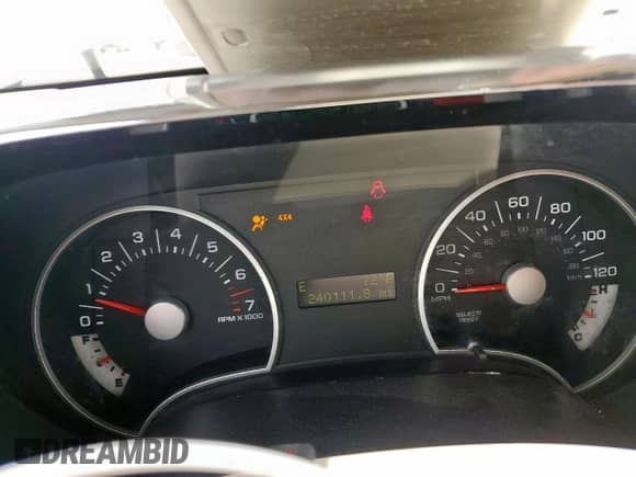 2007 Ford Explorer XLT z VIN 1FMEU73E17UB67556, wystawiony jako Copart lot #85879835 z przebiegiem 240 111 mil mil oraz Szkoda całkowita • Salvage title. Historia ofert i sprzedaży dostępna na DreamBid. Obrazek 9.