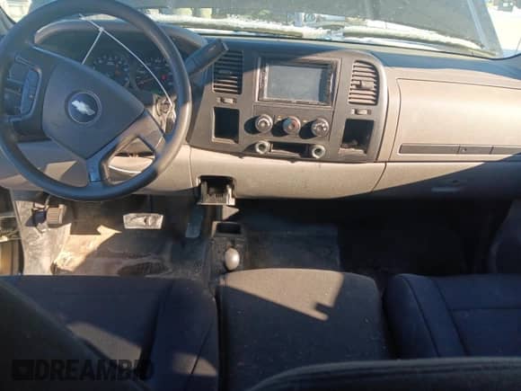 2007 Chevrolet Silverado 1500 Work Truck с VIN 1GCEK19C67Z585322, выставлен на аукционе Copart как лот 49330805 с пробегом 233 005 миль миль и Списание • Salvage title. История ставок и продаж доступна на DreamBid. Изображение 8.