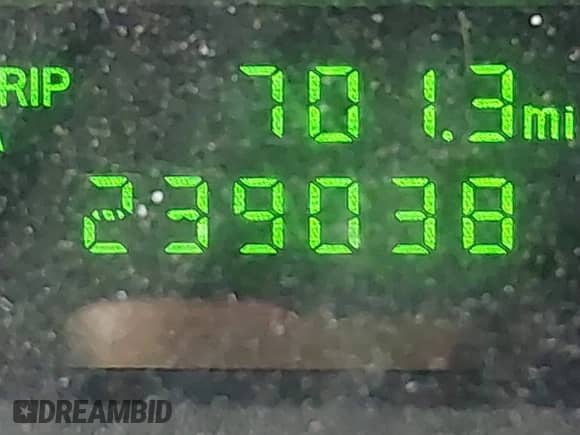 2009 Ford Econoline Cargo Commercial with VIN 1FTNE24W19DA72591, listed as a IAAI auction lot 42613439 with 239,038 mi miles and . Bid and sale history available at DreamBid. Image 12.