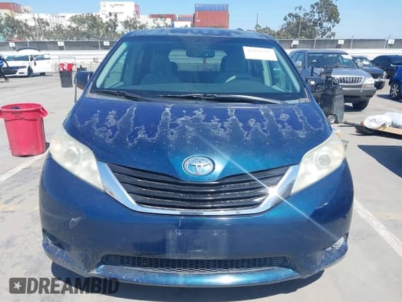 2011 Toyota Sienna LE with VIN 5TDKK3DCXBS117125, listed as a IAAI auction lot 42218382 with 232,320 mi miles and . Bid and sale history available at DreamBid. Image 12.