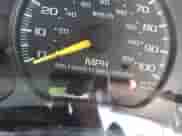 2000 Chevrolet Tahoe LT z VIN 1GNEK13TXYJ191872, wystawiony jako IAAI lot #41860033 z przebiegiem Nie podano mil oraz . Historia ofert i sprzedaży dostępna na DreamBid. Obrazek 15.