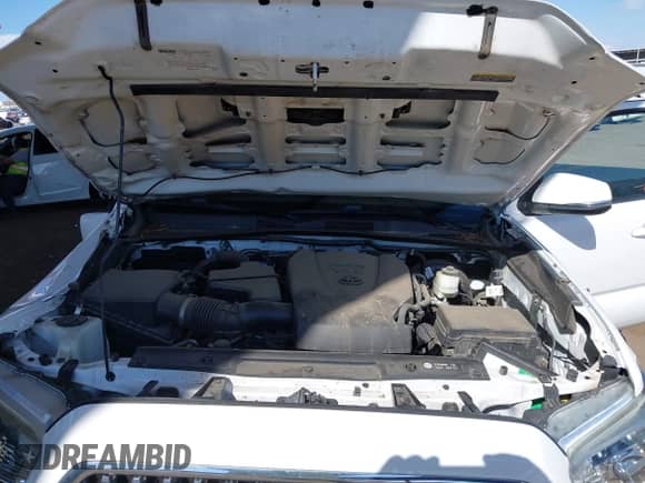 2019 Toyota Tacoma SR5 с VIN 3TMDZ5BN5KM059168, выставлен на аукционе IAAI как лот 43165812 с пробегом 56 416 миль миль и . История ставок и продаж доступна на DreamBid. Изображение 10.