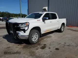 2022 Chevrolet Silverado 1500 LT with VIN 2GCUDDED1N1507736, listed as a Copart auction lot 71133975 with 43,792 mi miles and Salvage title. Bid and sale history available at DreamBid. Image 1.