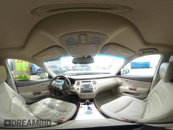 2006 Hyundai Azera SE с VIN KMHFC46F46A085766, выставлен на аукционе IAAI как лот 42421778 с пробегом 124 057 миль миль и . История ставок и продаж доступна на DreamBid. Изображение 19.
