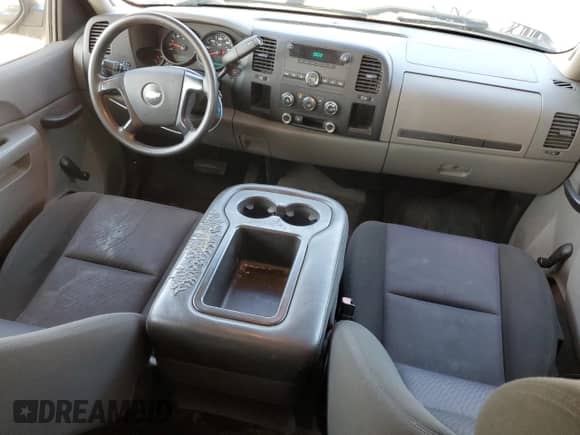 2010 Chevrolet Silverado 1500 with VIN 1GCSCPEA3AZ139675, listed as a Copart auction lot 55034675 with 141,314 mi miles and Salvage title. Bid and sale history available at DreamBid. Image 8.