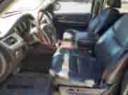 2009 Cadillac Escalade с VIN 1GYFK13289R211361, выставлен на аукционе Copart как лот 57691685 с пробегом 229 576 миль миль и Чистый • Clean title. История ставок и продаж доступна на DreamBid. Изображение 7.