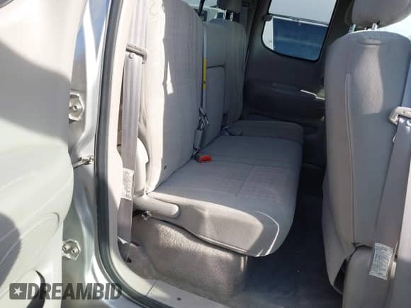 2005 Toyota Tundra SR5 с VIN 5TBBT441X5S458541, выставлен на аукционе IAAI как лот 43279502 с пробегом 176 590 миль миль и . История ставок и продаж доступна на DreamBid. Изображение 8.