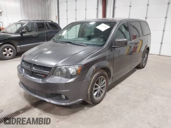 2018 Dodge Grand Caravan SE Plus with VIN 2C4RDGBG9JR199071, listed as a IAAI auction lot 43030587 with 49,899 mi miles and . Bid and sale history available at DreamBid. Image 2.