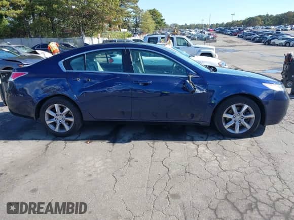 2013 Acura TL z VIN 19UUA8F27DA002044, wystawiony jako IAAI lot #43504683 z przebiegiem 119 913 mil mil oraz . Historia ofert i sprzedaży dostępna na DreamBid. Obrazek 13.