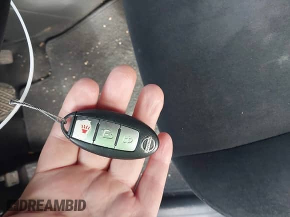 2015 Nissan Pathfinder SL with VIN 5N1AR2MM0FC635824, listed as a IAAI auction lot 41766141 with 101,883 mi miles and . Bid and sale history available at DreamBid. Image 11.