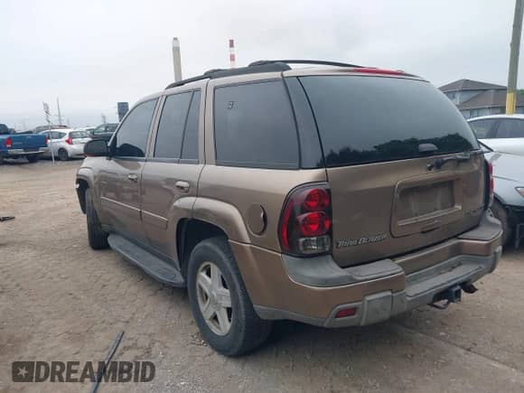 2003 Chevrolet TrailBlazer LT с VIN 1GNDT13S332151703, выставлен на аукционе IAAI как лот 42783132 с пробегом 222 176 миль миль и . История ставок и продаж доступна на DreamBid. Изображение 3.