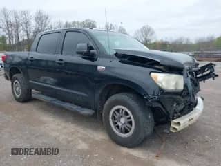 2010 Toyota Tundra с VIN 5TFDW5F10AX155623, выставлен на аукционе IAAI как лот 41904748 с пробегом 239 873 миль миль и . История ставок и продаж доступна на DreamBid. Изображение 1.
