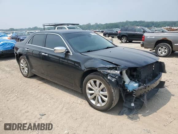 2017 Chrysler 300 C с VIN 2C3CCAKG2HH565642, выставлен на аукционе Copart как лот 67432625 с пробегом 127 405 миль миль и Списание • Salvage title. История ставок и продаж доступна на DreamBid. Изображение 4.