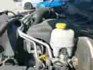 2013 Ram 1500 Express z VIN 1C6RR7FT2DS620955, wystawiony jako IAAI lot #43413142 z przebiegiem 137 938 mil mil oraz . Historia ofert i sprzedaży dostępna na DreamBid. Obrazek 19.