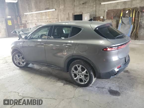 2024 Dodge Hornet R/T z VIN ZACPDFCW6R3A12478, wystawiony jako Copart lot #81584984 z przebiegiem 19 097 mil mil oraz Szkoda całkowita • Salvage title. Historia ofert i sprzedaży dostępna na DreamBid. Obrazek 2.