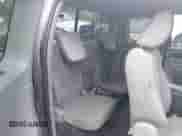 2015 Toyota Tacoma PreRunner z VIN 5TFTX4GN1FX042761, wystawiony jako IAAI lot #42779383 z przebiegiem 232 544 mil mil oraz . Historia ofert i sprzedaży dostępna na DreamBid. Obrazek 8.