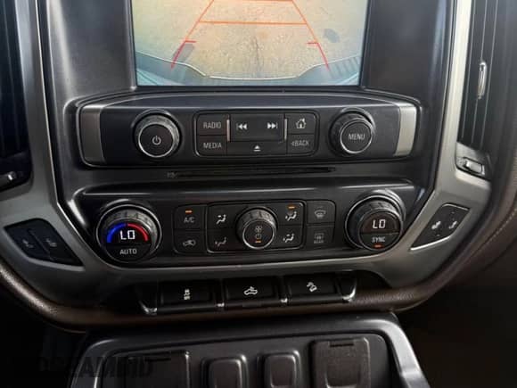 2016 Chevrolet Silverado 1500 LTZ с VIN 1GCVKSEC2GZ373318, выставлен на аукционе Copart как лот 84875495 с пробегом 241 412 миль миль и Чистый • Clean title. История ставок и продаж доступна на DreamBid. Изображение 13.