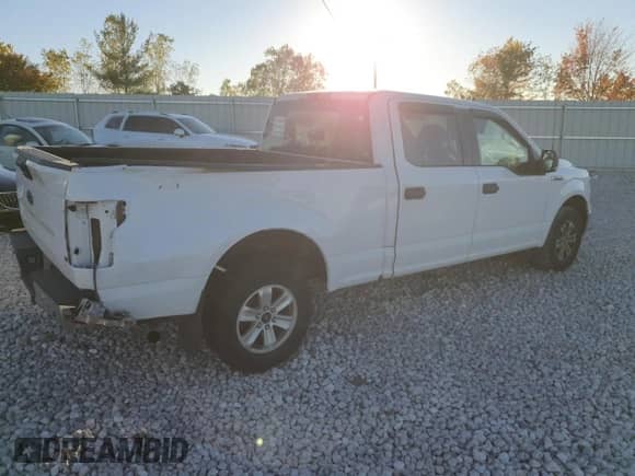 2020 Ford F-150 XL with VIN 1FTEW1C58LFB90472, listed as a Copart auction lot 86162315 with 210,340 mi miles and Clean title. Bid and sale history available at DreamBid. Image 3.