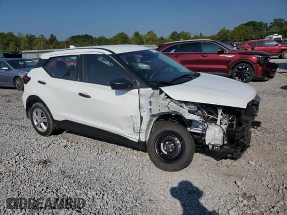 2024 Nissan Kicks S with VIN 3N1CP5BV3RL487888, listed as a Copart auction lot 70924765 with 8,087 mi miles and Salvage title. Bid and sale history available at DreamBid. Image 4.
