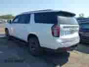 2021 Chevrolet Suburban Z71 с VIN 1GNSKDKD5MR335662, выставлен на аукционе IAAI как лот 43254959 с пробегом 94 466 миль миль и . История ставок и продаж доступна на DreamBid. Изображение 3.
