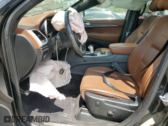 2018 Jeep Grand Cherokee Summit z VIN 1C4RJFJTXJC421546, wystawiony jako Copart lot #65995195 z przebiegiem 135 683 mil mil oraz Szkoda całkowita • Salvage title. Historia ofert i sprzedaży dostępna na DreamBid. Obrazek 7.