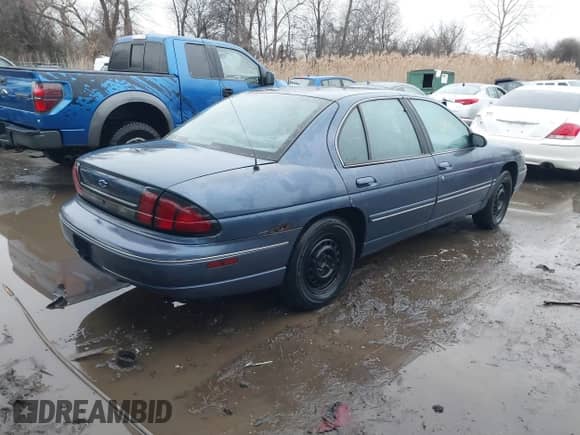 1997 Chevrolet Lumina LS with VIN 2G1WL52M9V1152877, listed as a IAAI auction lot 41465008 with 167,288 mi miles and . Bid and sale history available at DreamBid. Image 4.