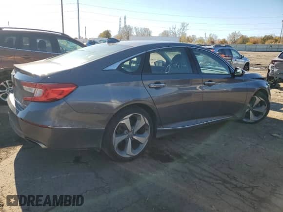 2018 Honda Accord Touring с VIN 1HGCV1F94JA036393, выставлен на аукционе Copart как лот 82719395 с пробегом 74 513 миль миль и Чистый • Clean title. История ставок и продаж доступна на DreamBid. Изображение 3.