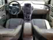 2015 Chevrolet Volt z VIN 1G1RD6E49FU107729, wystawiony jako Copart lot #58534073 z przebiegiem 120 198 mil mil oraz . Historia ofert i sprzedaży dostępna na DreamBid. Obrazek 8.