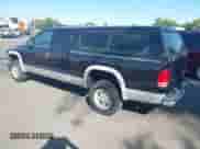 2000 Dodge Dakota Sport z VIN 1B7GG22N1YS757441, wystawiony jako IAAI lot #42717341 z przebiegiem 358 200 mil mil oraz . Historia ofert i sprzedaży dostępna na DreamBid. Obrazek 3.