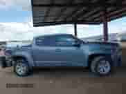 2021 Chevrolet Colorado 4WD LT z VIN 1GCGTCEN1M1107053, wystawiony jako IAAI lot #42430796 z przebiegiem 76 128 mil mil oraz . Historia ofert i sprzedaży dostępna na DreamBid. Obrazek 14.