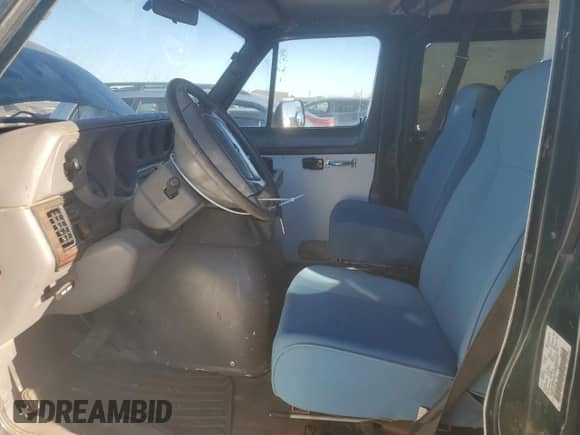 1997 Dodge RAM with VIN 2B7HB21Z4VK511562, listed as a Copart auction lot 47086325 with 213,273 mi miles and Salvage title. Bid and sale history available at DreamBid. Image 7.