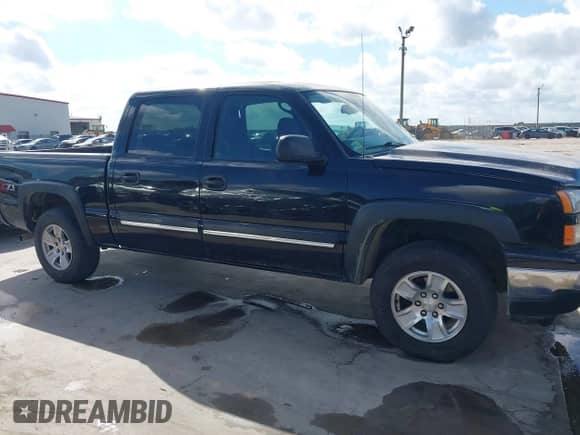 2006 Chevrolet Silverado 1500 LT3 с VIN 2GCEK13Z661302079, выставлен на аукционе IAAI как лот 42976033 с пробегом 170 064 миль миль и . История ставок и продаж доступна на DreamBid. Изображение 14.