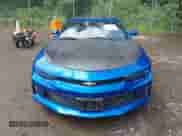 2018 Chevrolet Camaro 1LS z VIN 1G1FA1RX6J0133403, wystawiony jako IAAI lot #42991863 z przebiegiem 63 565 mil mil oraz . Historia ofert i sprzedaży dostępna na DreamBid. Obrazek 12.