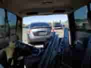 1999 Chevrolet Tahoe с VIN 3GNEC18R4XG152088, выставлен на аукционе Copart как лот 67826335 с пробегом 207 610 миль миль и Списание • Salvage title. История ставок и продаж доступна на DreamBid. Изображение 10.