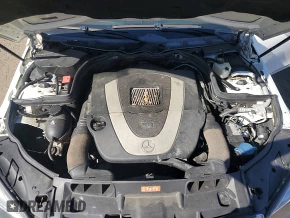 2011 Mercedes-Benz C 300 Sport z VIN WDDGF8BB0BR158918, wystawiony jako Copart lot #85544415 z przebiegiem 129 430 mil mil oraz Czysty tytuł • Clean title. Historia ofert i sprzedaży dostępna na DreamBid. Obrazek 11.