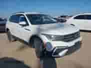 2023 Volkswagen Tiguan S с VIN 3VVRB7AX1PM118217, выставлен на аукционе IAAI как лот 43093705 с пробегом 45 542 миль миль и . История ставок и продаж доступна на DreamBid. Изображение 1.