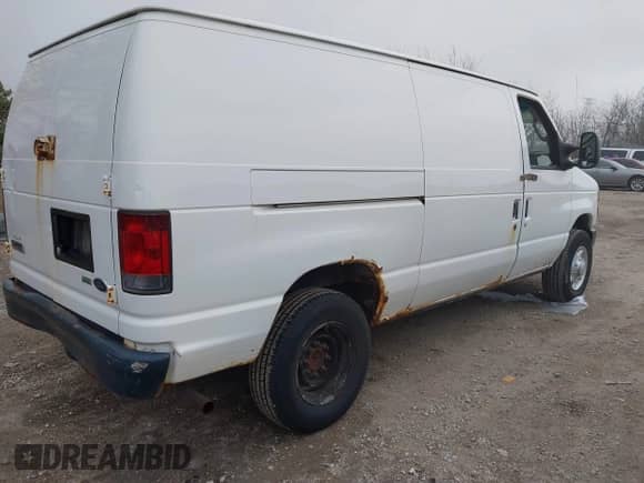 2009 Ford Econoline Cargo Commercial with VIN 1FTNE24W19DA41714, listed as a IAAI auction lot 40910548 with 179,157 mi miles and . Bid and sale history available at DreamBid. Image 4.