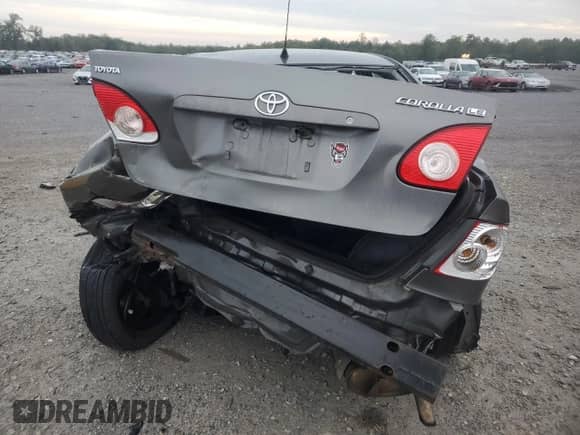 2006 Toyota Corolla LE с VIN 2T1BR32E36C598219, выставлен на аукционе Copart как лот 84424255 с пробегом 213 859 миль миль и Списание • Salvage title. История ставок и продаж доступна на DreamBid. Изображение 6.