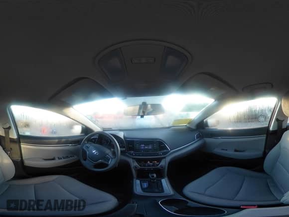 2018 Hyundai Elantra SE z VIN 5NPD74LF6JH349687, wystawiony jako IAAI lot #43376829 z przebiegiem 59 576 mil mil oraz . Historia ofert i sprzedaży dostępna na DreamBid. Obrazek 18.