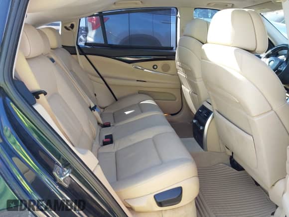 2010 BMW 5 Series 550i Gran Turismo с VIN WBASN4C56AC208664, выставлен на аукционе IAAI как лот 43061027 с пробегом 130 485 миль миль и . История ставок и продаж доступна на DreamBid. Изображение 8.