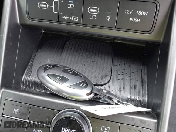 2025 Hyundai Kona SEL Convenience с VIN KM8HC3AB5SU214890, выставлен на аукционе IAAI как лот 41406139 с пробегом 1 943 миль миль и . История ставок и продаж доступна на DreamBid. Изображение 11.