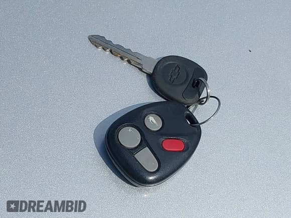 2004 Chevrolet Impala LS with VIN 2G1WH52K449252935, listed as a IAAI auction lot 42776265 with 176,789 mi miles and . Bid and sale history available at DreamBid. Image 11.