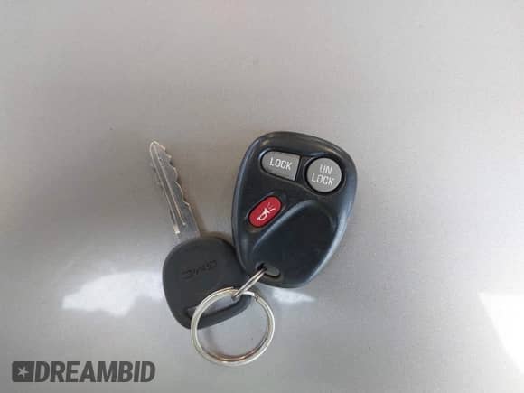 2002 GMC Sierra 1500 Denali z VIN 2GTFK69U421321155, wystawiony jako IAAI lot #41636514 z przebiegiem 171 955 mil mil oraz . Historia ofert i sprzedaży dostępna na DreamBid. Obrazek 11.