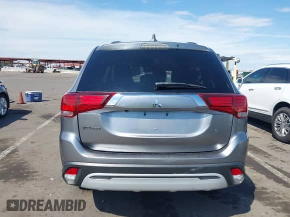 2020 Mitsubishi Outlander ES с VIN JA4AZ3A38LZ044519, выставлен на аукционе IAAI как лот 43252762 с пробегом 127 140 миль миль и . История ставок и продаж доступна на DreamBid. Изображение 16.