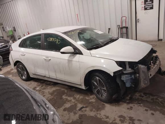 2021 Hyundai Ioniq SE z VIN KMHC65LD5MU253722, wystawiony jako IAAI lot #41288590 z przebiegiem 30 139 mil mil oraz . Historia ofert i sprzedaży dostępna na DreamBid. Obrazek 13.