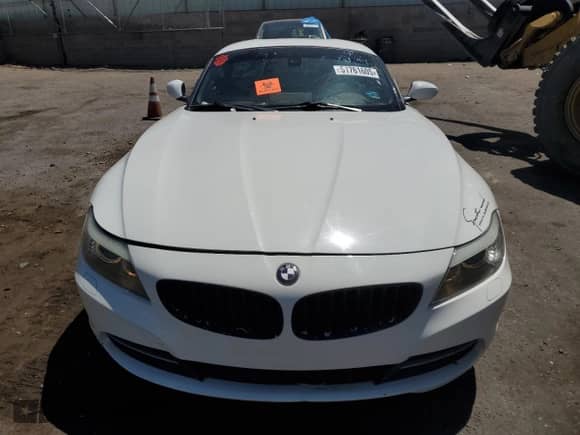 2011 BMW Z4 sDrive30i с VIN WBALM5C53BE380136, выставлен на аукционе Copart как лот 51761605 с пробегом 145 367 миль миль и Списание • Salvage title. История ставок и продаж доступна на DreamBid. Изображение 5.