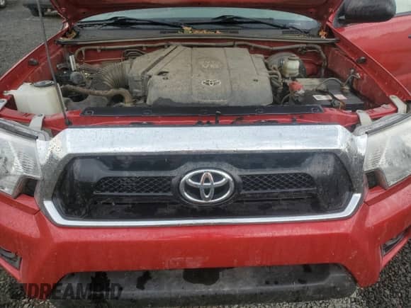 2012 Toyota Tacoma с VIN 5TFUU4EN4CX047142, выставлен на аукционе Copart как лот 71641455 с пробегом 122 157 миль миль и Списание • Salvage title. История ставок и продаж доступна на DreamBid. Изображение 11.